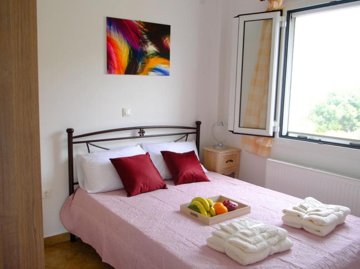 Marathona'S Apartment Aegina エクステリア 写真